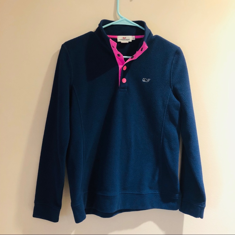 Vineyard vines pullover!